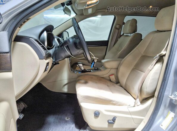 1C4RJFAG0JC225652 2018 JEEP GRAND Silver წინა სალონის ხედი