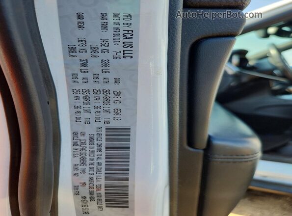 1C4RJFAG1GC490945 2016 JEEP GRAND White VIN sticker view
