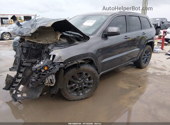 1C4RJFAG1JC465650 2018 JEEP GRAND CHEROKEE Серый Передняя левая четверть
