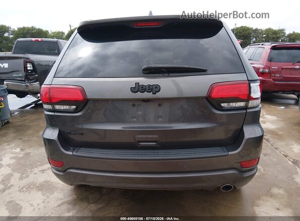 1C4RJFAG1JC465650 2018 JEEP GRAND CHEROKEE Серый 