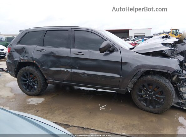 1C4RJFAG1JC465650 2018 JEEP GRAND CHEROKEE Серый Вид задней части салона