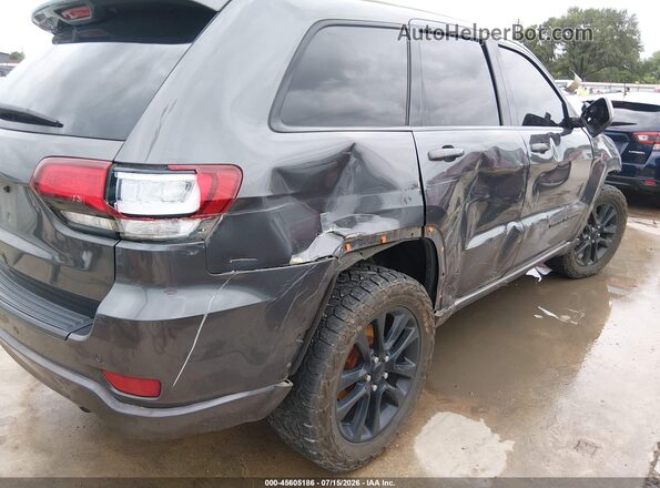 1C4RJFAG1JC465650 2018 JEEP GRAND CHEROKEE Серый 