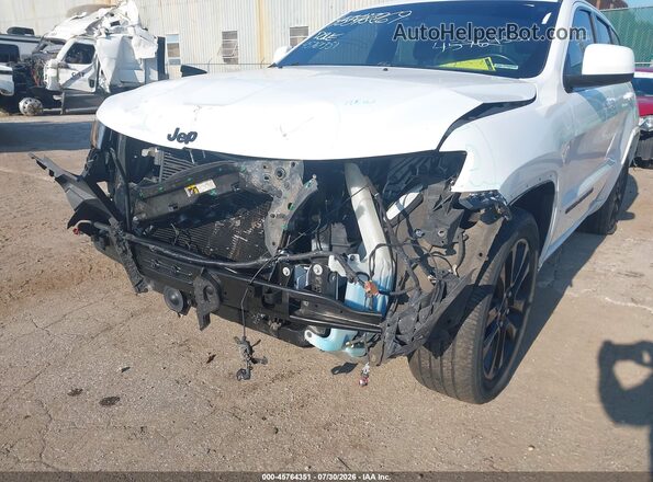 1C4RJFAG1LC358858 2020 JEEP GRAND CHEROKEE White Widok z przodu