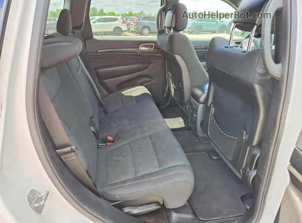 1C4RJFAG2GC436246 2016 JEEP GRAND White Rear interior view