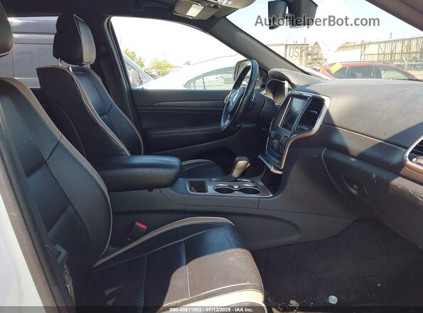 1C4RJFAG2GC438787 2016 JEEP GRAND CHEROKEE White Front interior view