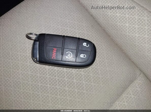 1C4RJFAG2JC146922 2018 JEEP GRAND CHEROKEE Gray Widok deski rozdzielczej