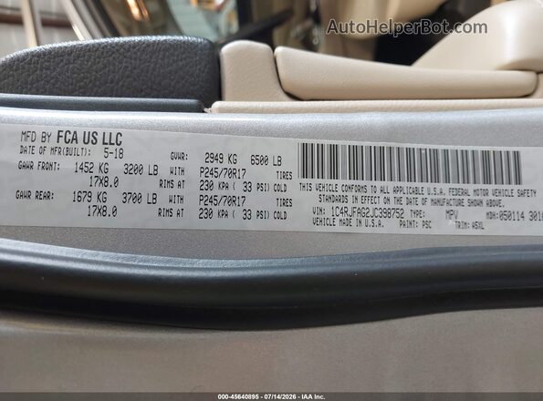 1C4RJFAG2JC398752 2018 JEEP GRAND CHEROKEE Silver Widok komory silnika