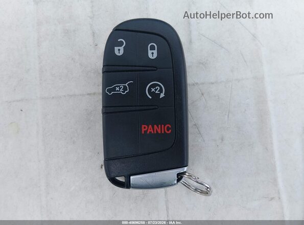 1C4RJFAG2JC491822 2018 JEEP GRAND CHEROKEE Silver Widok deski rozdzielczej