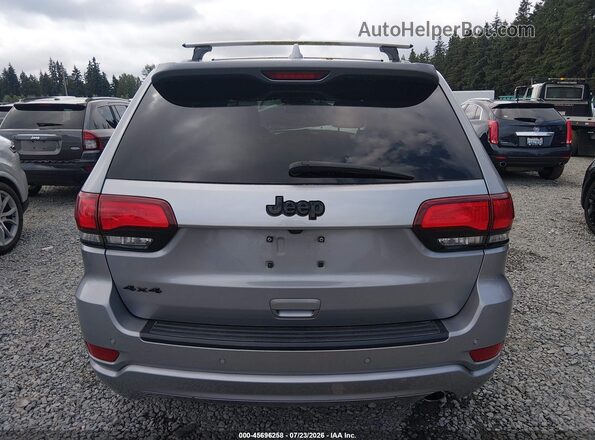 1C4RJFAG2JC491822 2018 JEEP GRAND CHEROKEE Silver 