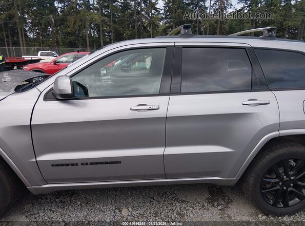 1C4RJFAG2JC491822 2018 JEEP GRAND CHEROKEE Silver Widok wnętrza 360 stopni
