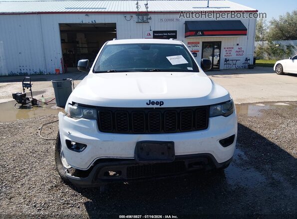 1C4RJFAG2JC499984 2018 JEEP GRAND CHEROKEE White Вид щитка приладів