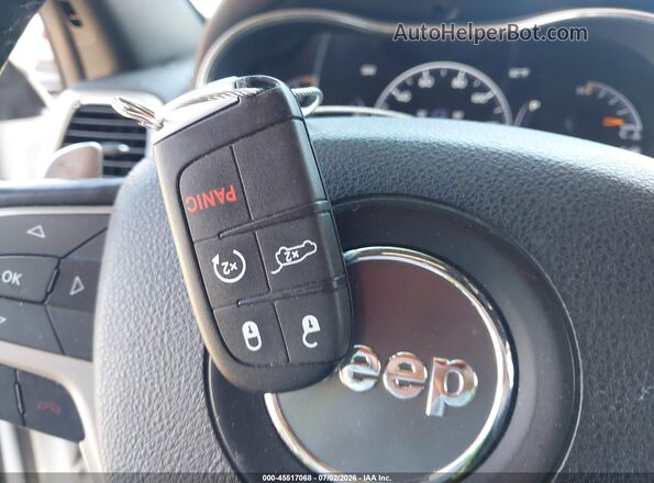 1C4RJFAG3GC384982 2016 JEEP GRAND CHEROKEE White Widok deski rozdzielczej