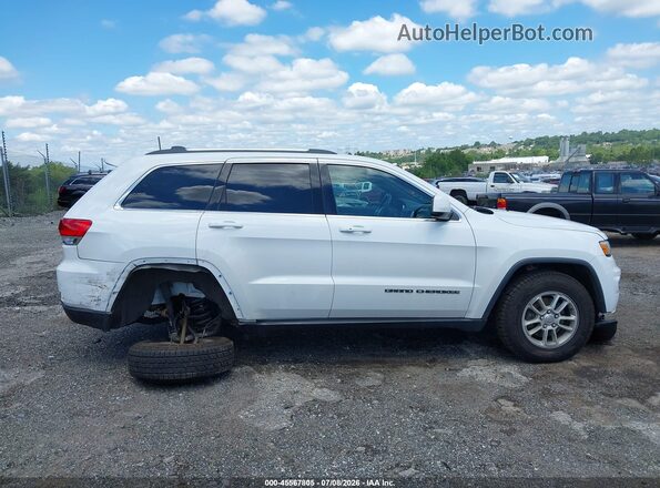 1C4RJFAG3JC443763 2018 JEEP GRAND CHEROKEE White Вид задньої частини салону