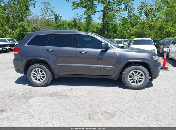 1C4RJFAG3KC853612 2019 JEEP GRAND CHEROKEE Gray Вид задньої частини салону