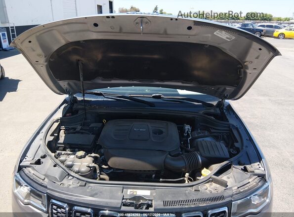 1C4RJFAG4HC653637 2017 JEEP GRAND CHEROKEE Silver Vista trasera