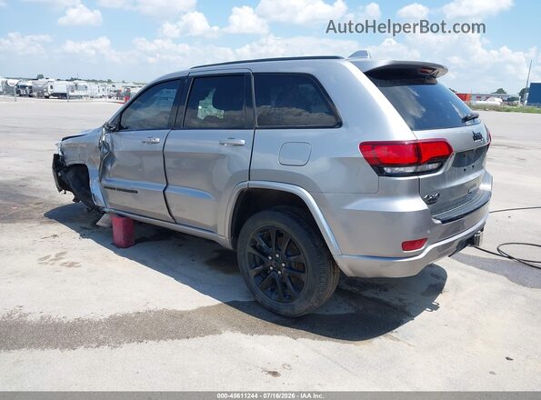 1C4RJFAG4HC875059 2017 JEEP GRAND CHEROKEE Серебряный Задняя левая четверть
