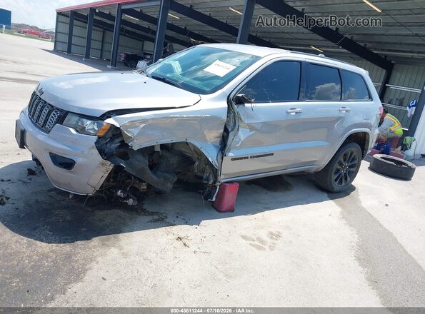 1C4RJFAG4HC875059 2017 JEEP GRAND CHEROKEE Серебряный 