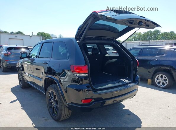 1C4RJFAG4JC436935 2018 JEEP GRAND CHEROKEE Черный Задняя левая четверть