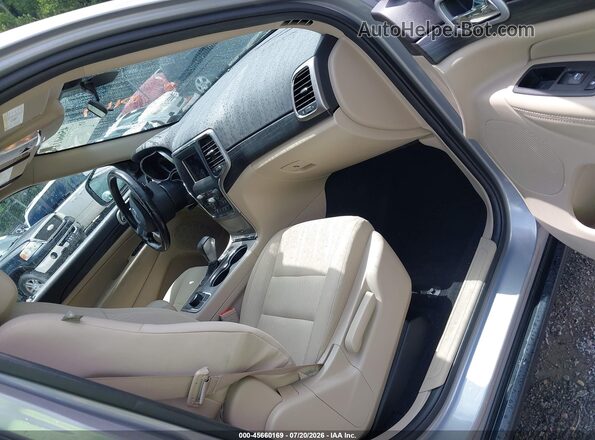 1C4RJFAG4LC443967 2020 JEEP GRAND CHEROKEE Silver Widok wnętrza z przodu