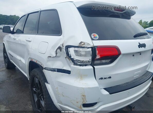 1C4RJFAG5HC744965 2017 JEEP GRAND CHEROKEE White Widok z przodu