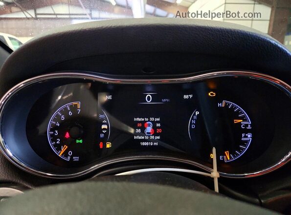 1C4RJFAG5JC120413 2018 JEEP GRAND Gray Instrument cluster view