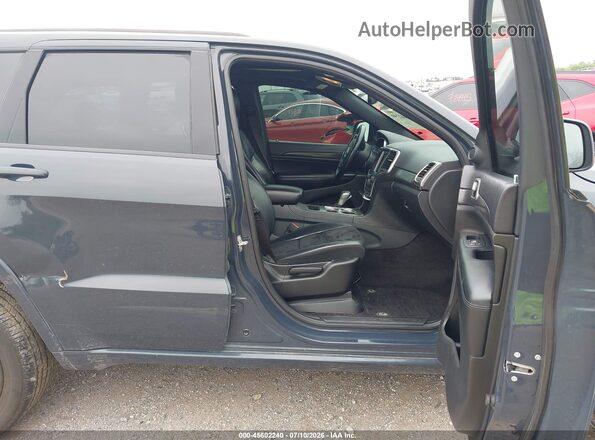 1C4RJFAG5JC236209 2018 JEEP GRAND CHEROKEE Gray Front interior view