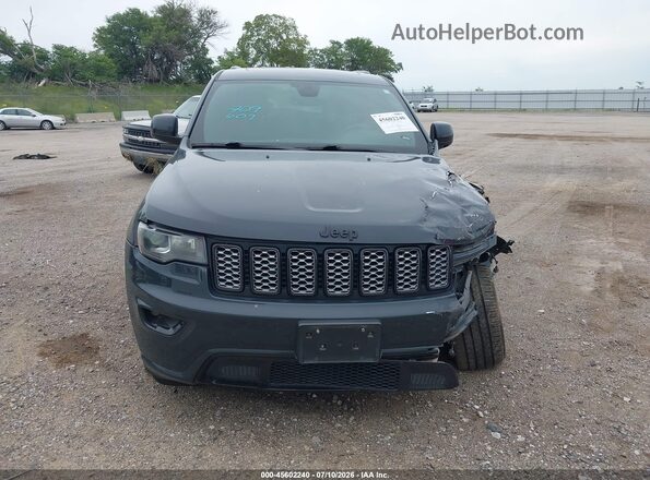 1C4RJFAG5JC236209 2018 JEEP GRAND CHEROKEE Gray Rear interior view