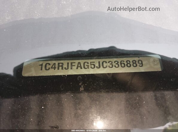 1C4RJFAG5JC336889 2018 JEEP GRAND CHEROKEE Gray 