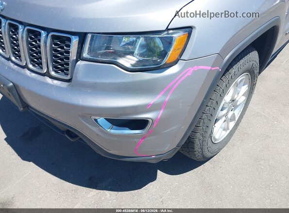 1C4RJFAG5JC452609 2018 JEEP GRAND CHEROKEE Silver Front view
