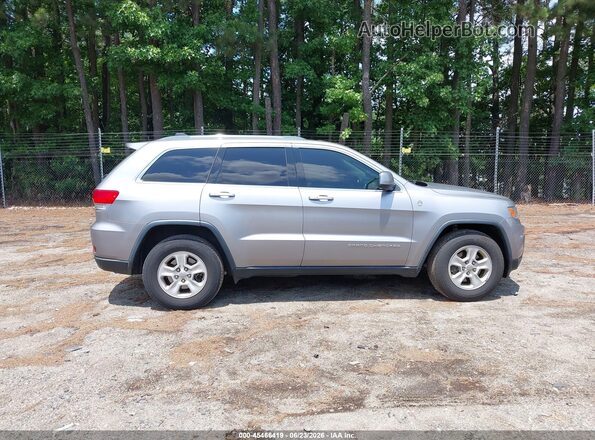 1C4RJFAG6GC461022 2016 JEEP GRAND CHEROKEE Silver Vista interior trasera