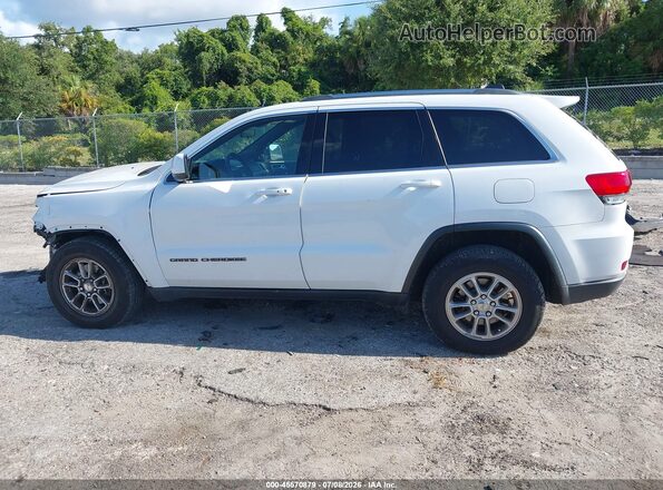 1C4RJFAG6KC579774 2019 JEEP GRAND CHEROKEE White 360 interior view