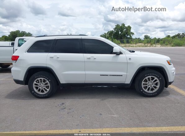 1C4RJFAG6KC853586 2019 JEEP GRAND CHEROKEE White Widok wnętrza z tyłu