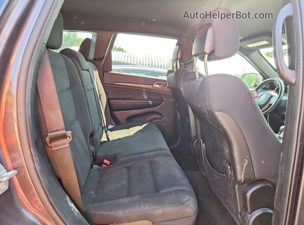 1C4RJFAG7HC682288 2017 JEEP GRAND Gray Вид задньої частини салону