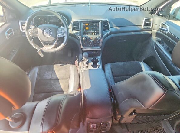 1C4RJFAG7HC866596 2017 JEEP GRAND White Вид панелі приладів