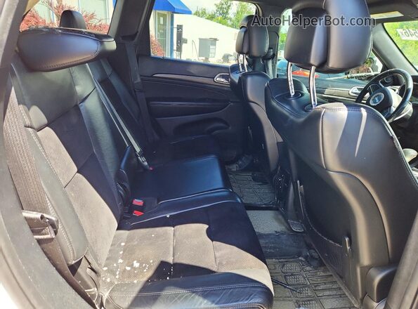 1C4RJFAG7JC102673 2018 JEEP GRAND White Vista interior trasera
