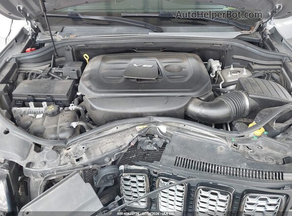 1C4RJFAG7JC470514 2018 JEEP GRAND CHEROKEE Серебряный Вид сзади