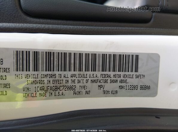 1C4RJFAG8HC720062 2017 JEEP GRAND CHEROKEE White Vista del compartimento del motor