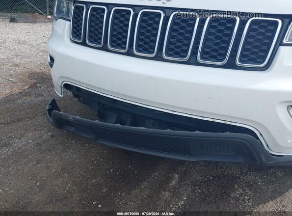 1C4RJFAG8HC771657 2017 JEEP GRAND CHEROKEE White Front view