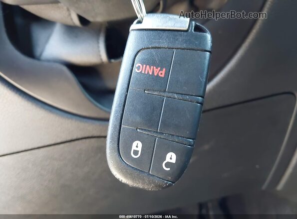 1C4RJFAG8HC882077 2017 JEEP GRAND CHEROKEE Белый Вид панели приборов