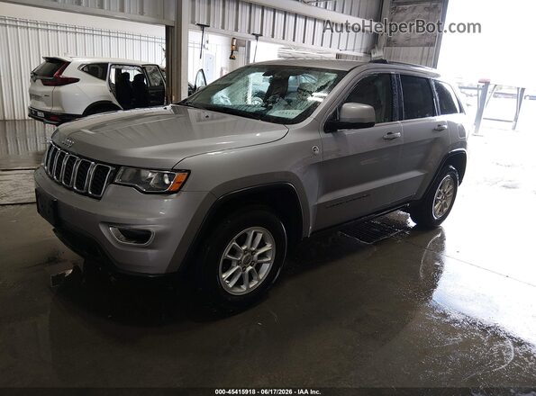 1C4RJFAG8JC161909 2018 JEEP GRAND CHEROKEE Gray Przód lewy