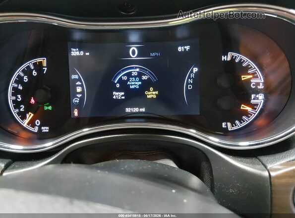 1C4RJFAG8JC161909 2018 JEEP GRAND CHEROKEE Gray Widok tylnych siedzeń