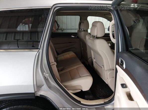 1C4RJFAG8JC161909 2018 JEEP GRAND CHEROKEE Gray Widok naklejki z numerem VIN