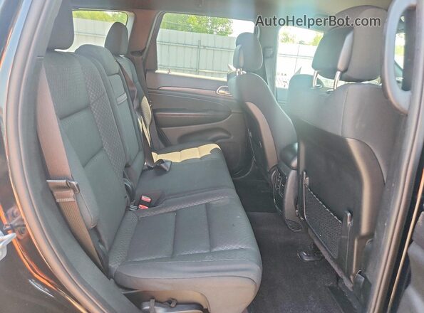 1C4RJFAG8JC478072 2018 JEEP GRAND Black Widok wnętrza z tyłu