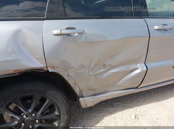 1C4RJFAG8KC611687 2019 JEEP GRAND CHEROKEE Серебряный Вид спереди