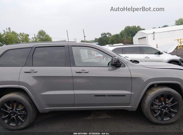 1C4RJFAG8LC299047 2020 JEEP GRAND CHEROKEE Gray უკანა სალონის ხედი