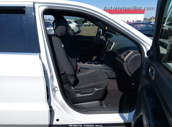 1C4RJFAG9GC444246 2016 JEEP GRAND CHEROKEE White Вид салону спереду