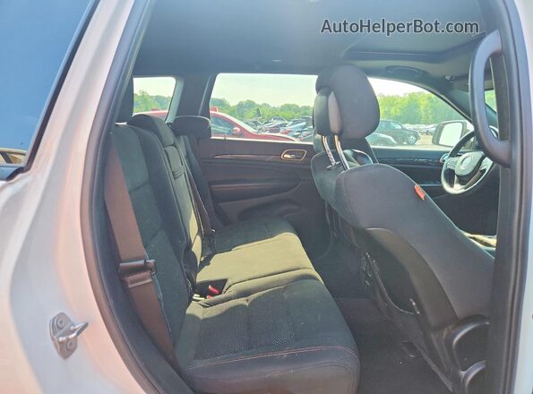 1C4RJFAG9GC452671 2016 JEEP GRAND White Rear interior view
