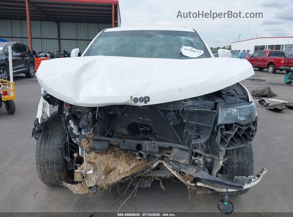 1C4RJFAG9HC768315 2017 JEEP GRAND CHEROKEE  Вид задней части салона