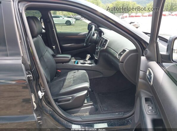 1C4RJFAG9JC173129 2018 JEEP GRAND CHEROKEE Black Widok wnętrza z przodu