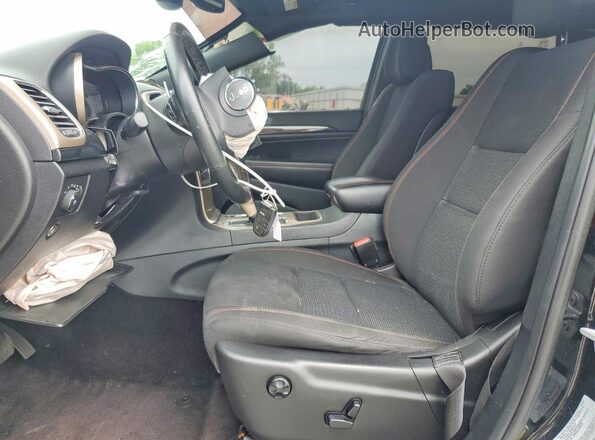 1C4RJFAGXHC632131 2017 JEEP GRAND Black Widok wnętrza z przodu